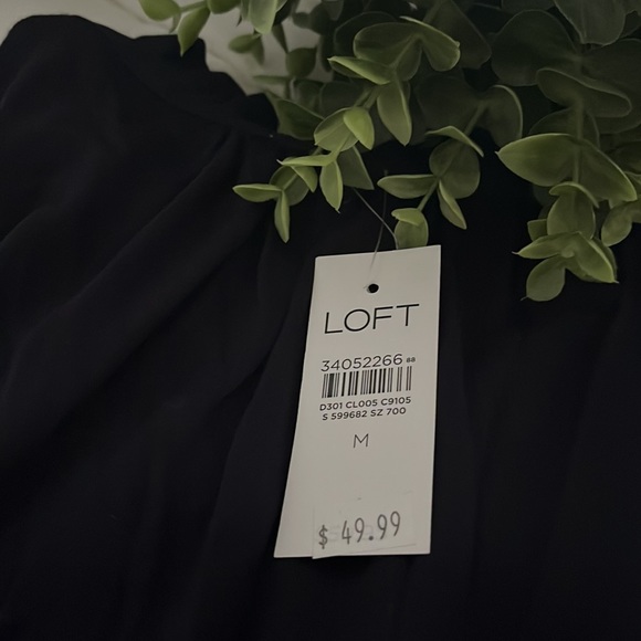Ann Taylor Loft - Picture 6 of 6